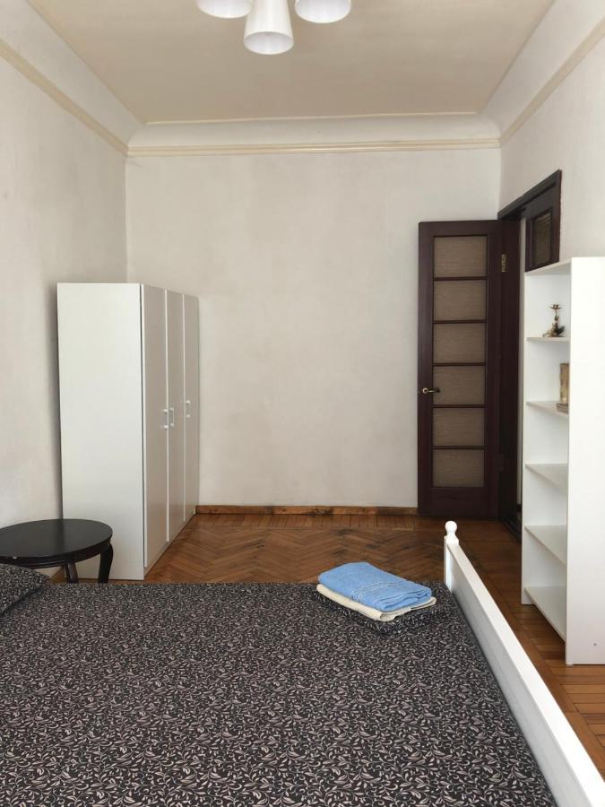 Apartment просторные в историческом центре харькова Kharkiv